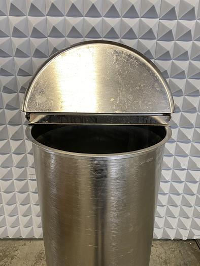 Used Stainless Steel  200 Liter Mixing Tank w/ 1 1/2" Sanitary Fitting Bottom Drain