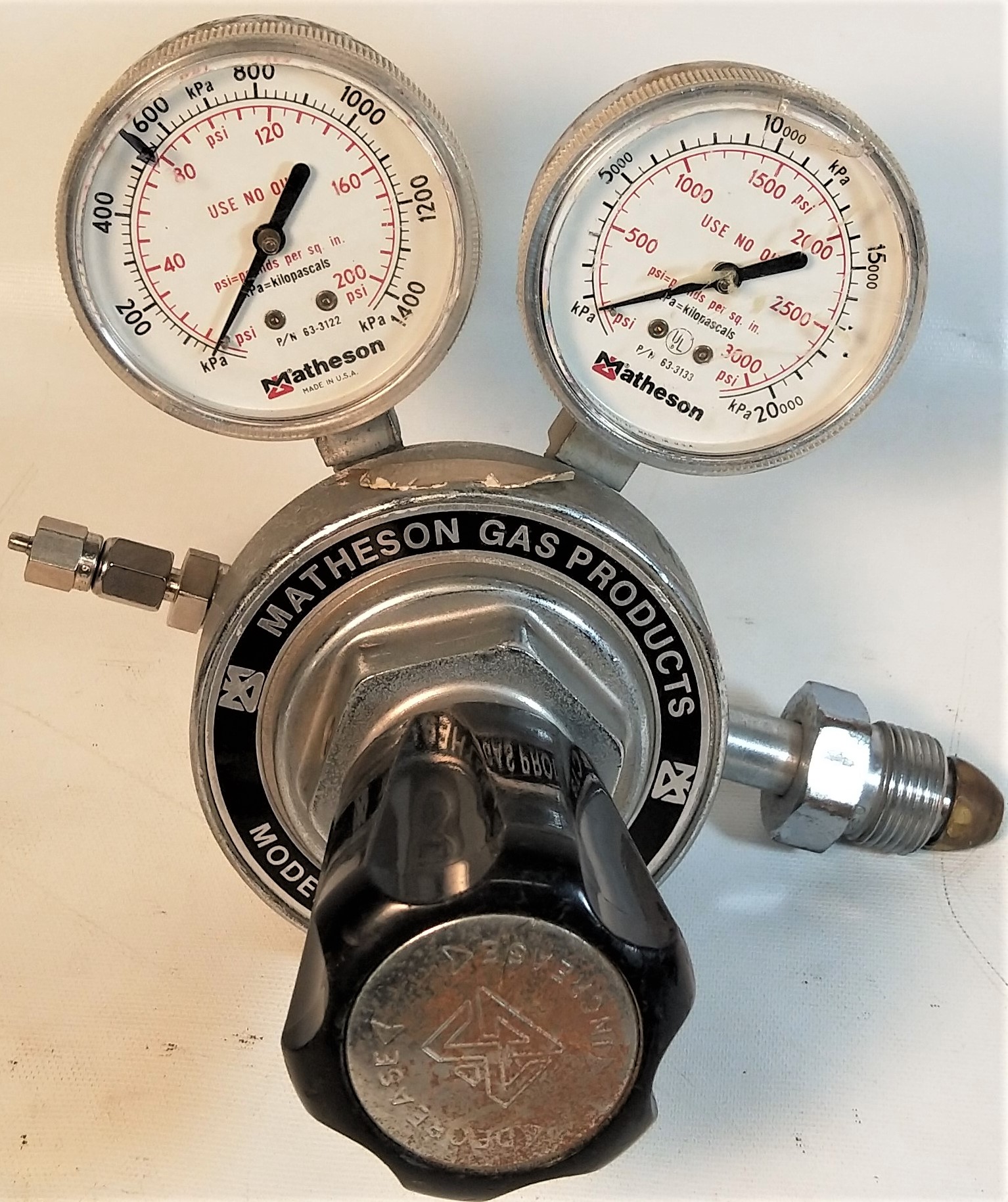 Used Matheson 3104C-390 Dual Stage High Purity Regulator
