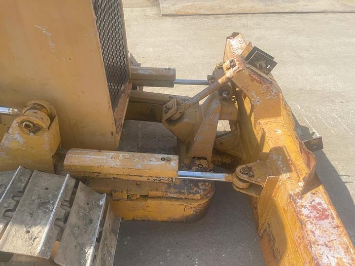 Used KOMATSU D20A-6