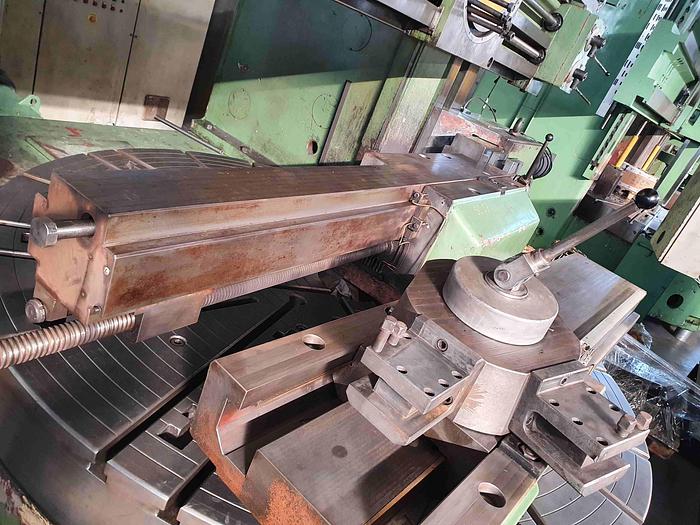 Usato TORNIO VERTICALE TITAN SC 27