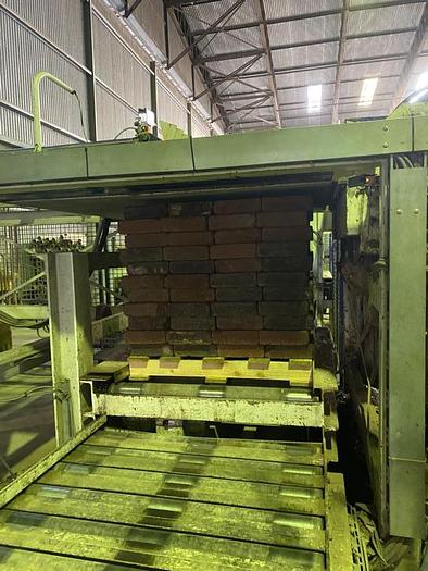 Gebraucht 2002 Haith Industrial Steinabrundungsanlage