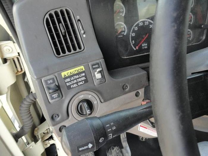Used 2009 STERLING L9500