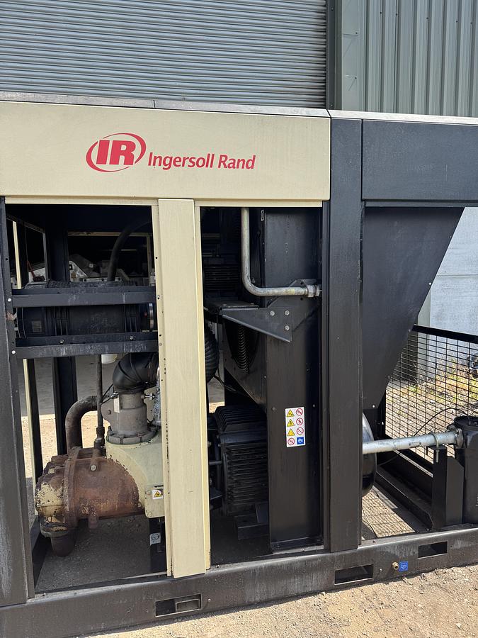 Used 2007 Ingersoll Rand R160 IU A7.5 with dryer
