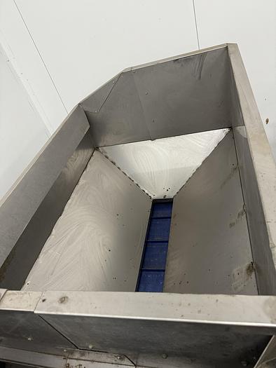 Used Sale of vegetable packing facility, due to cessation of W Clappison LTD processing vegetables