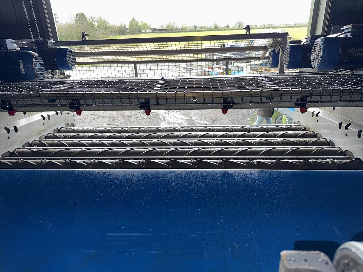 Used Scotts  Evolution separator