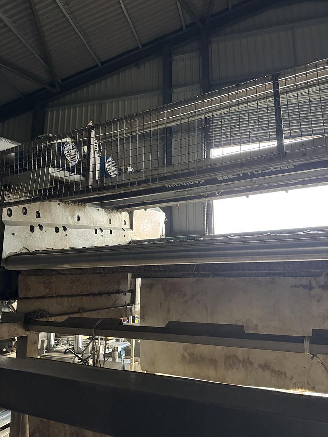 Used Scotts Evolution separator