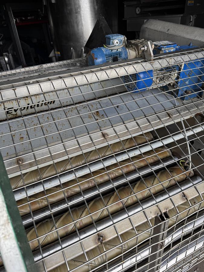 Used Scotts  Evolution separator