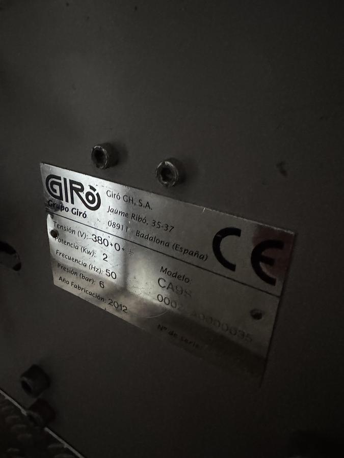 Used 2020 Giro CA9's