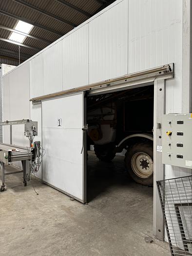 Used Sale of vegetable packing facility, due to cessation of W Clappison LTD processing vegetables