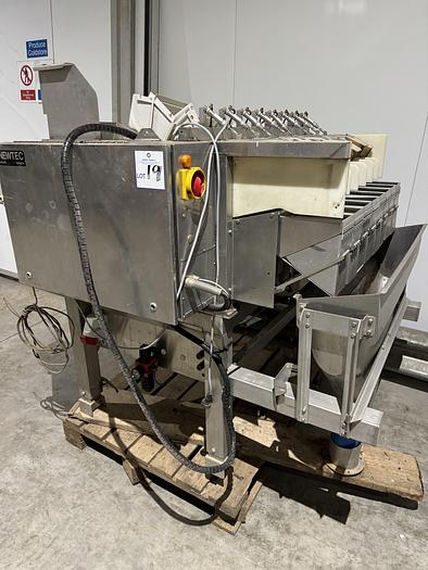 Used Sale of vegetable packing facility, due to cessation of W Clappison LTD processing vegetables