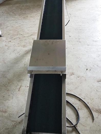 Used Packs conveyor Elevating packs conveyor (6 available)