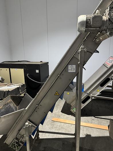 Used Sale of vegetable packing facility, due to cessation of W Clappison LTD processing vegetables