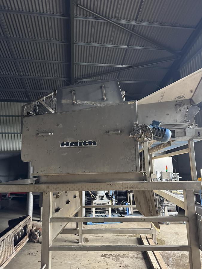 Used Scotts Evolution separator