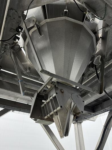 Used 2010 Yamato weigher + Sandiacre bagger full packing line