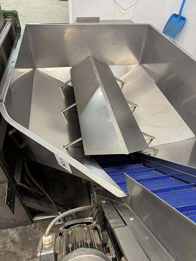 Used Sale of vegetable packing facility, due to cessation of W Clappison LTD processing vegetables