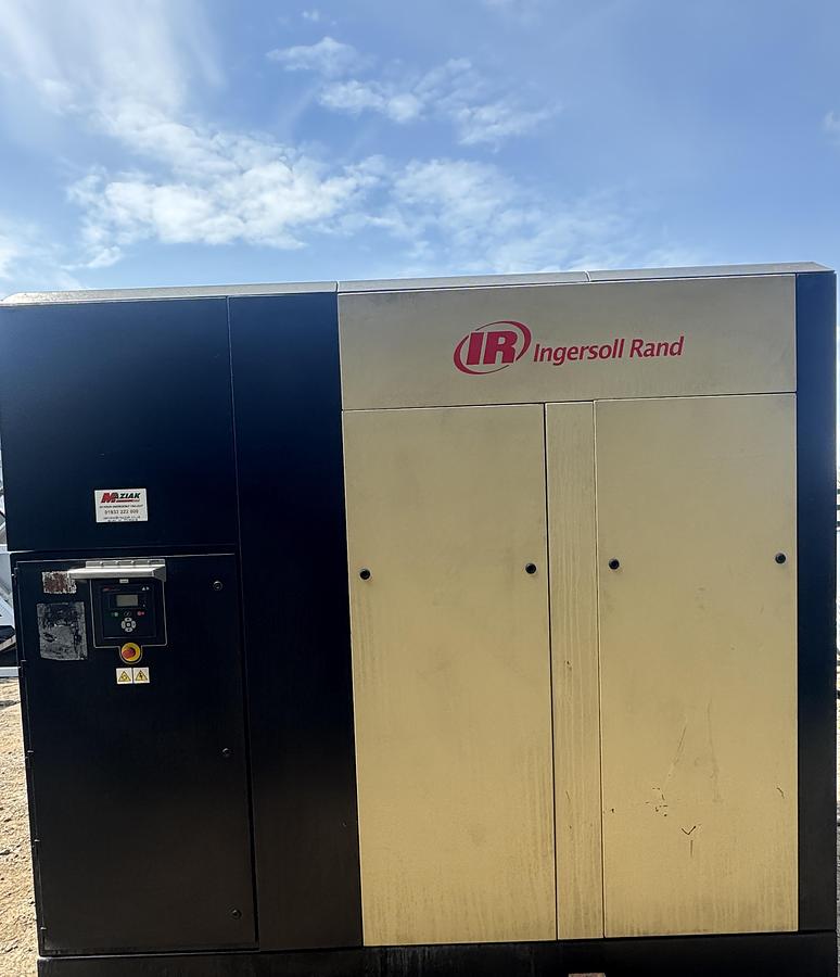 Used 2007 Ingersoll Rand R160 IU A7.5 with dryer