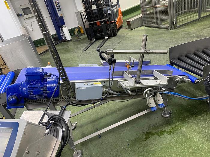 Used 2011 Case Packing Systems (CPS) CP201