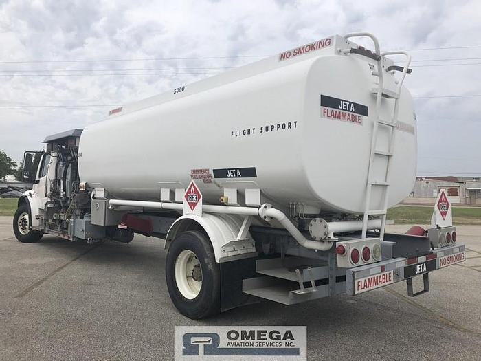 Used Unit #: 17450 - 2006 Freightliner chassis, Manufactured by DTS.