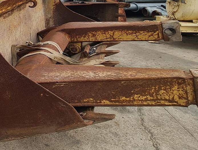 Usato 1992 Pala Cingolata Caterpillar 943 con Ripper