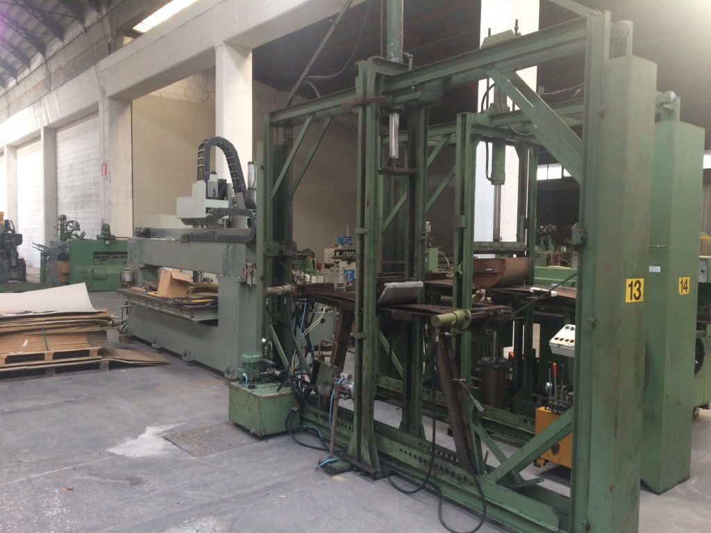 Usato Pressa snervatrice per legno massiccio 182×30