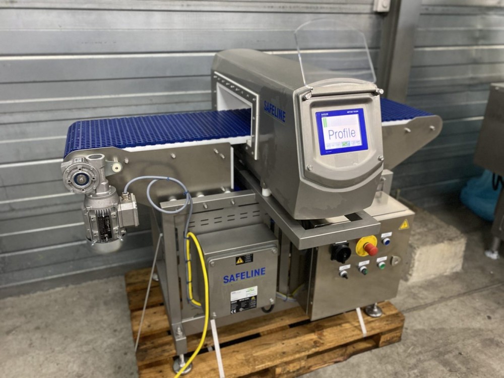 Used Mettler Toledo safeline metal detector