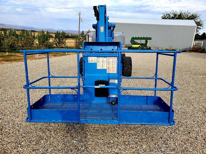 Used 2014 Genie Z60/34 Articulated Boom Lift ** 747 Hrs **