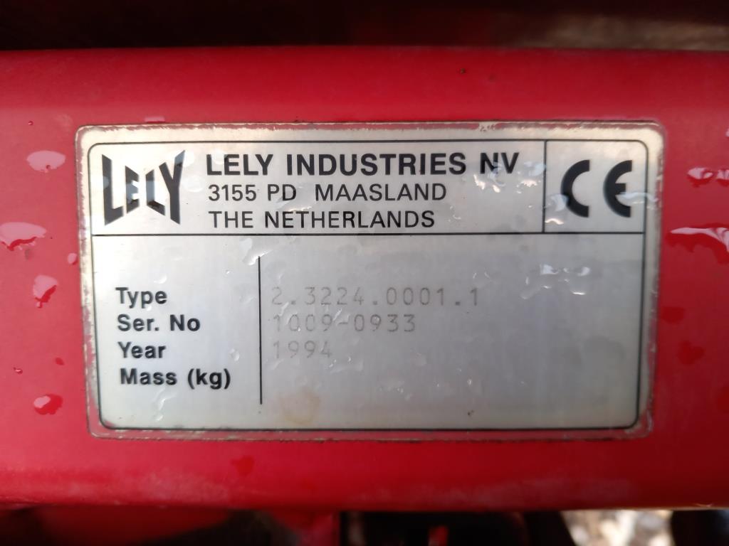 Used Lely Centerliner Supabowl 24 Fertiliser Spreader