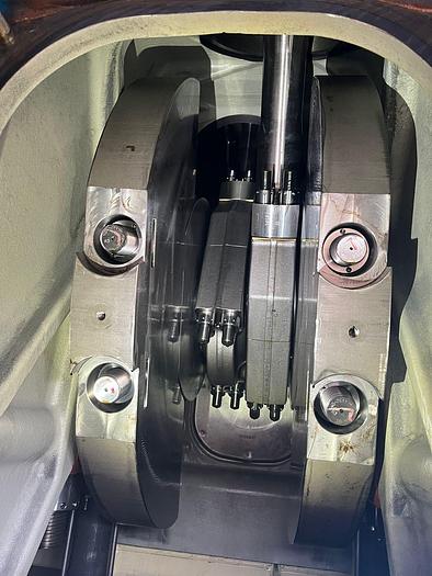 Promoted Wartsila W18V32 with ABB generator excellent condition very low hours.