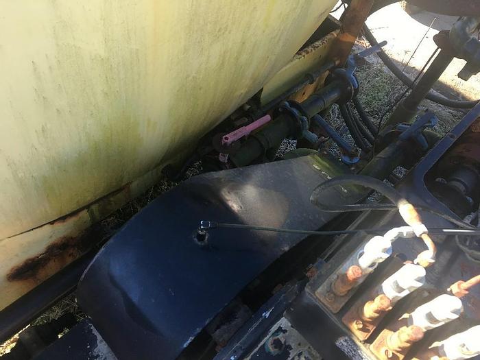 Used 2005 Mack CV713