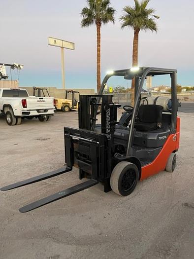 Used 2012 TOYOTA 8FGU20 FORKLIFT