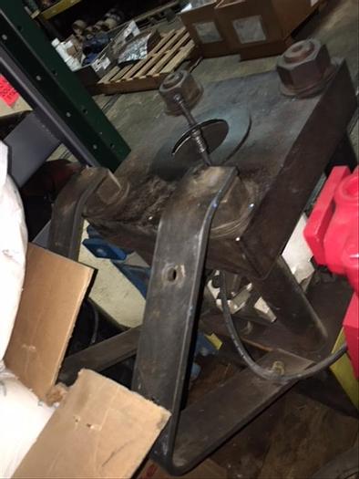 Used Weatherhead T-440-1 Hose Crimper