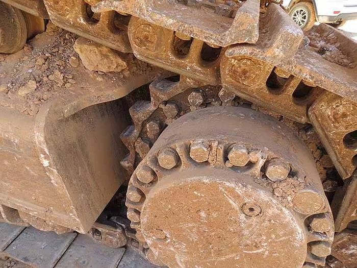 Used 2017 CATERPILLAR 374FL