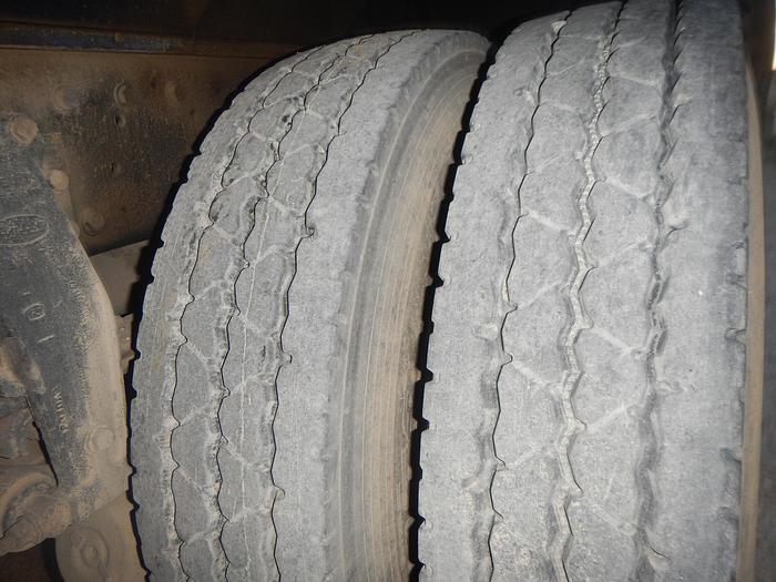 Used 2001 Peterbilt 379