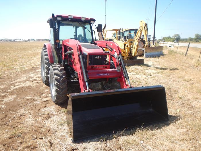 2018 Mahindra 8090PST