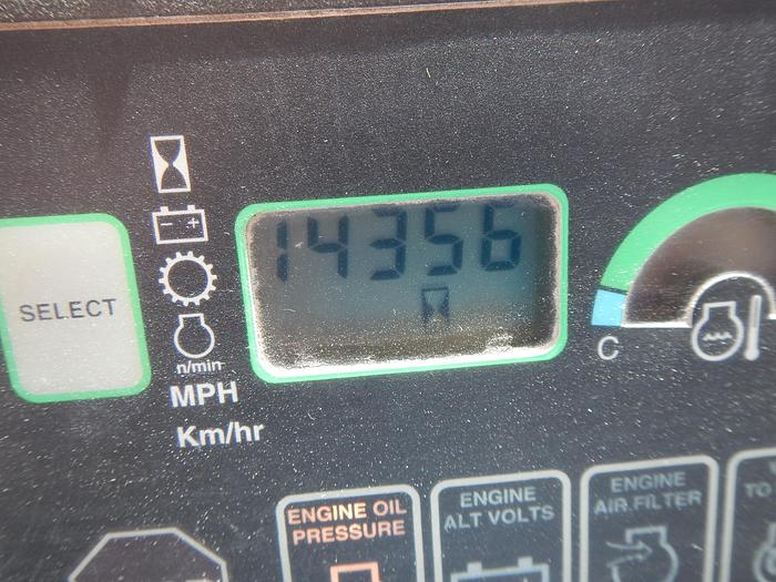 Used 2001 DEERE 770CH