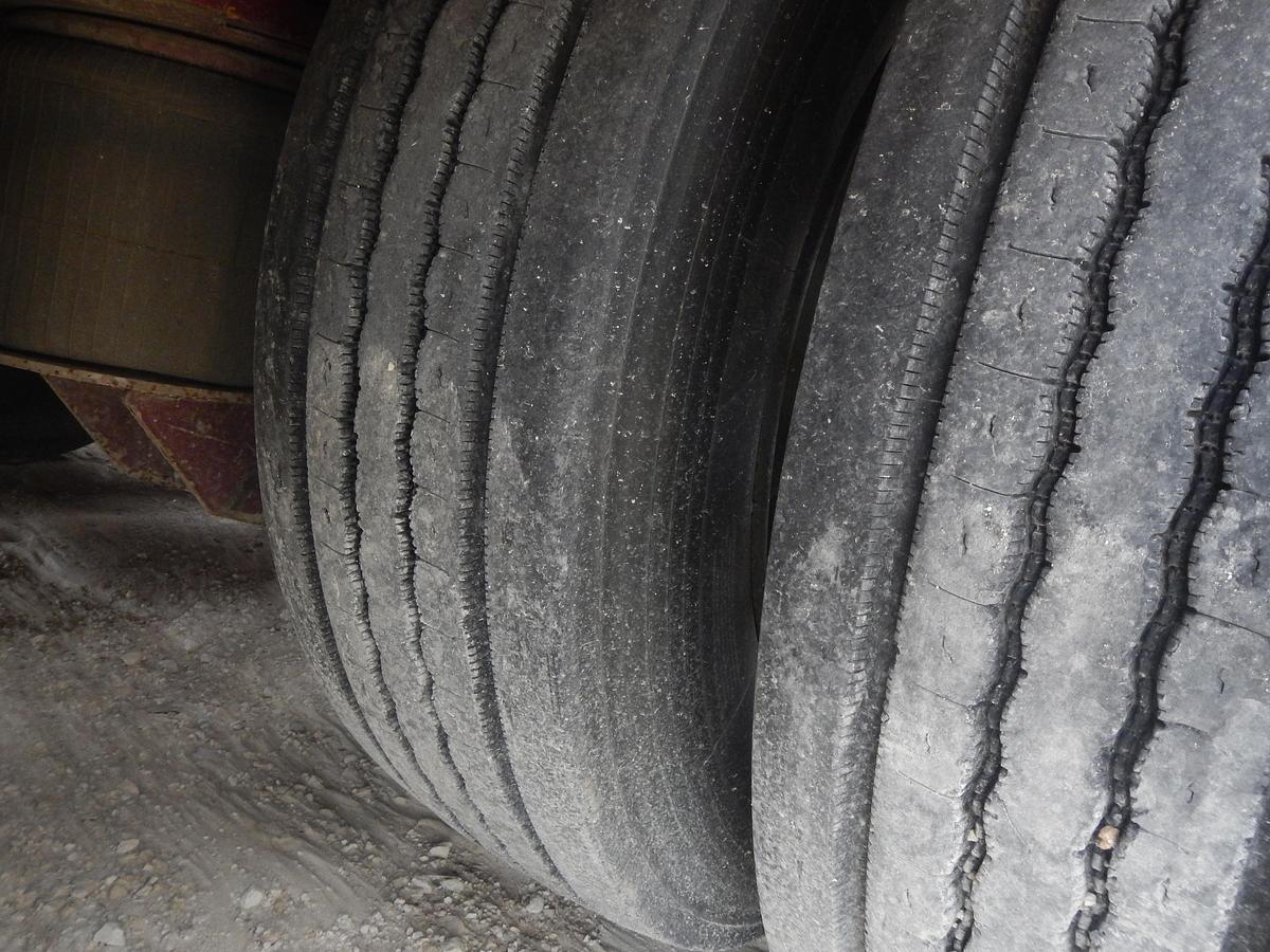 Used 2014 Trail King TK110HDG-533