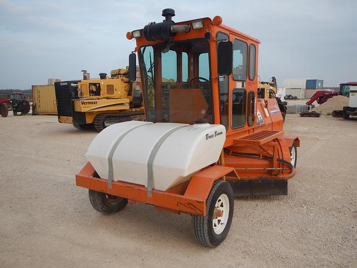 Used 2015 Broce Broom RJT350