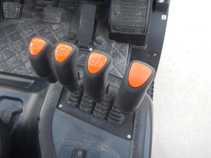 Used 2019 Doosan  D25S-7