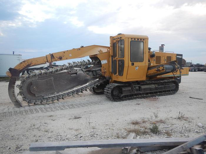 Used 2006 VERMEER T755 Commander 2