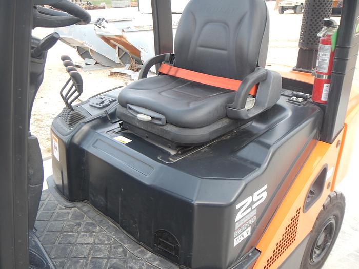 Used 2019 Doosan  D25S-7