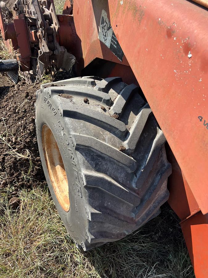 Used 1977 Ditch Witch R65DD