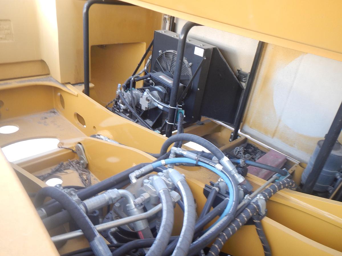 Used 2011 Gradall XL3100IV