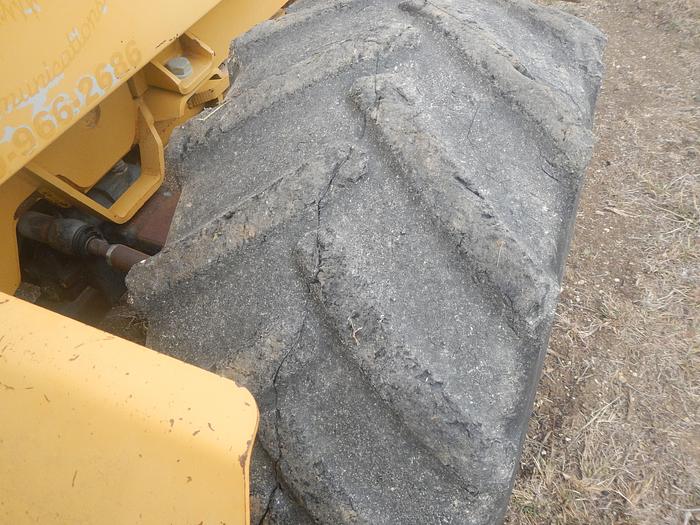Used 2000 VERMEER V8550A