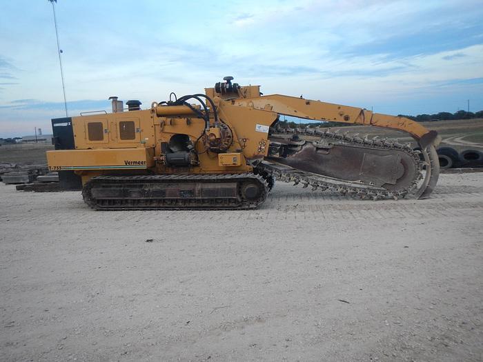 Used 2006 VERMEER T755 Commander 2