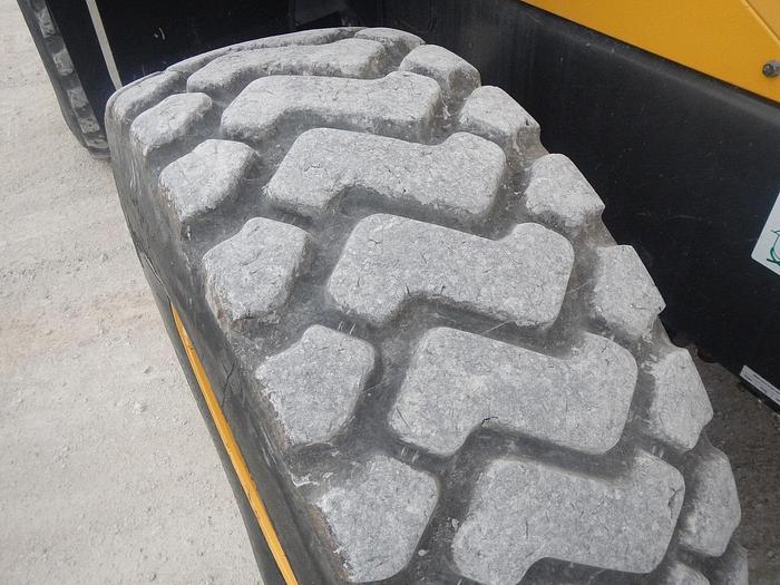 Used Komatsu WA-320-8