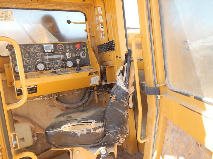 Used 2006 VERMEER T755 Commander 2