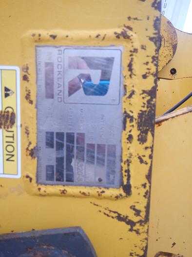 Used Komatsu WA-320-8