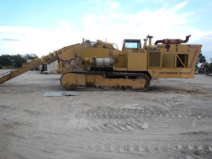 Used 1989 TRENCOR 1600HDL