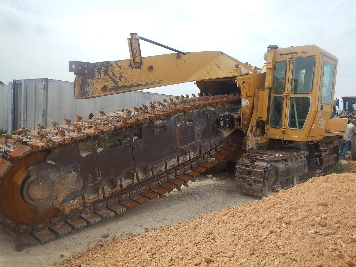 Used 2005 VERMEER T1055 Commander