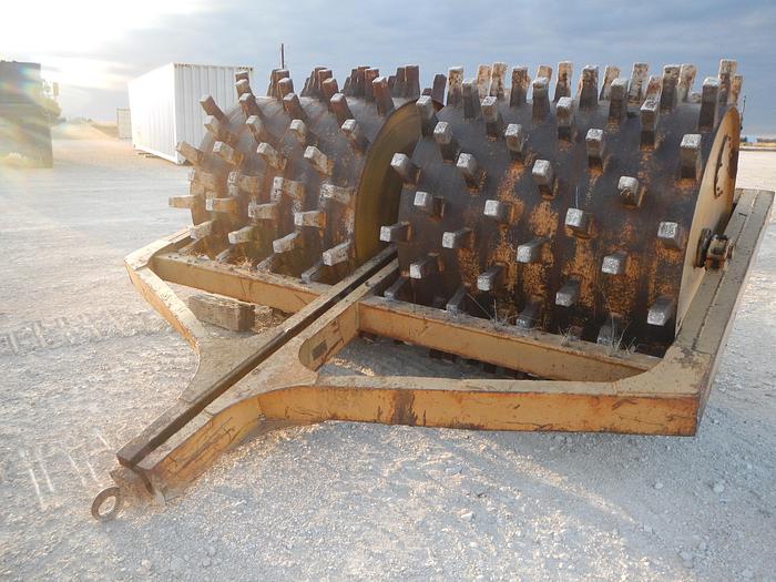 Used 1990 Unknown 12' sheepsfoot